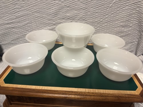 Vintage set milk glass - 7,