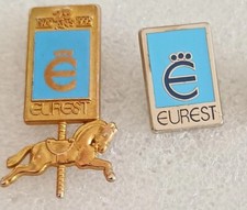 2 Pins Football OM Marseille. Sponsor Eurest 1992. Wooden horse ride, fairground