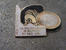 pins militaire     salon