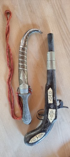 Pistolet ancien fantasia - ancien, de