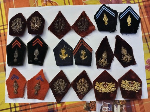 Lot insignes tissu - insignes,