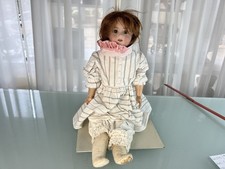 Ancienne poupée de collection