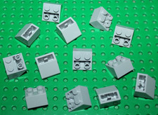 Lego 13x Pente inversée 2x2 gris bleuté clair ref 3660 set 75098 10188 7180 4483