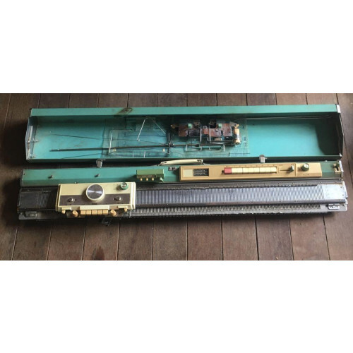 Brother knitting machine - machine, high
