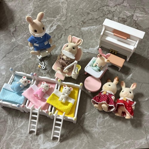 Poupées sylvanian families - poupées,