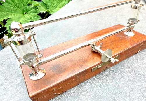 Theodolite teodolito - theodolite, -teodolito