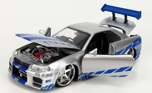 Voiture collection nissan - de,