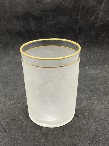 Verre ancien cristal - un,
