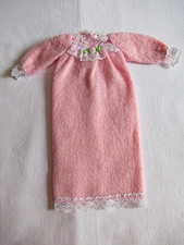 BARBIE - ROBE DE CHAMBRE PARTY TIME ou ROBE D'INTERIEUR de 1994- 240-1