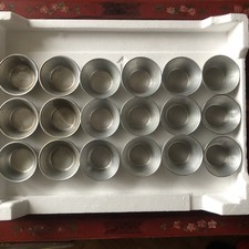 Lot de 18 Petits Moules en