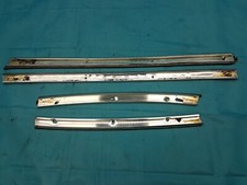 Mercedes W107 R107 Sl Cabriolet Chrome Moulure Hardtop Toit Montant B Joint D