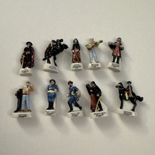 Vintage Lot Of 10 Mini Zorro Disney Porcelain Figures K7