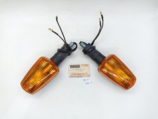 Yamaha FZ750 FZR1000 FZ FZR RD 350 Turn Signal Pair NOS Japan 1VU-83310-00