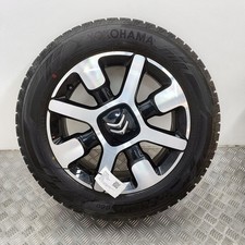 Jante en alliage avec pneu