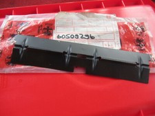 Plaque De Renfort Pour Cache Radio Original Alfa Romeo 164 De 87 À 92 Neuf