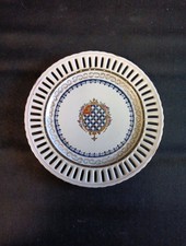 Assiette en porcelaine