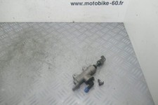 Maitre cylindre frein arriere