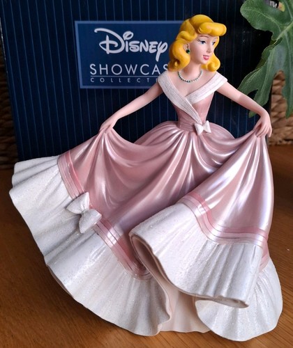 Disney showcase couture - disney,