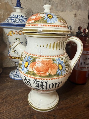 Joli pot pharmacie - a,