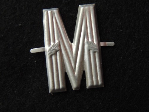 Ancienne lettre aluminium - m,