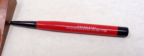 Superbe crayon porte - crayon,