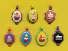 * FEVES PENDENTIFS COLOR CAMEE  série complète  ..ref. D89