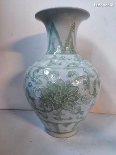 Vase chinois couleur celadon - couleur,