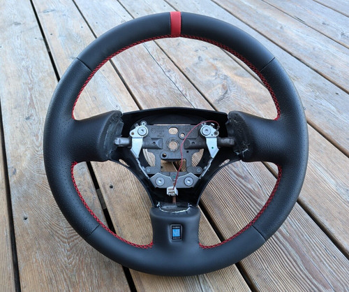 Cuir neuf mazda mx5 nardi - mx5,