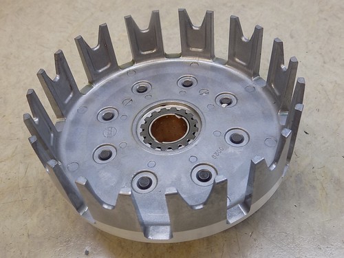 Kawasaki kx450 clutch basket - kawasaki,