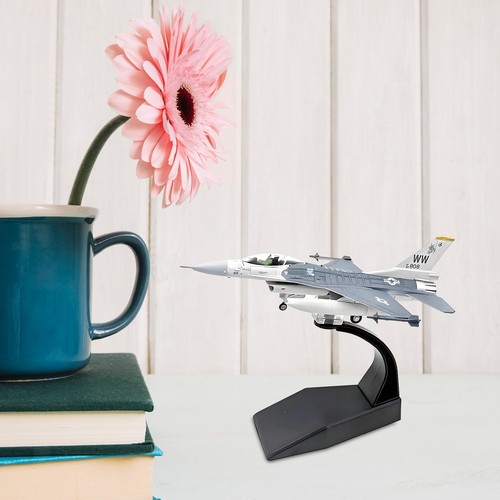 Maquette avion f16c à - maquette,
