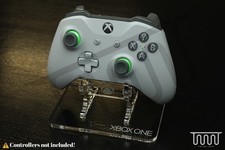 Présentoir acrylique pour manette XBOX ONE modèle 1708