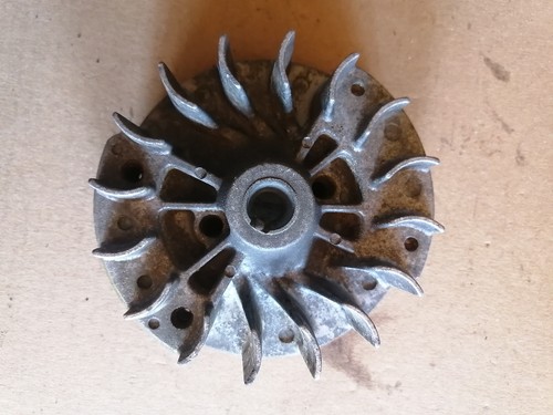 Volant moteur echo - moteur, (origine)