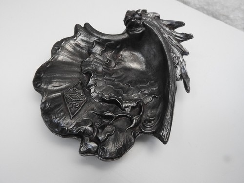 Old empty cast iron pocket - empty,