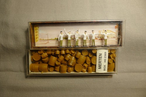 Merten lot de personnages - merten,