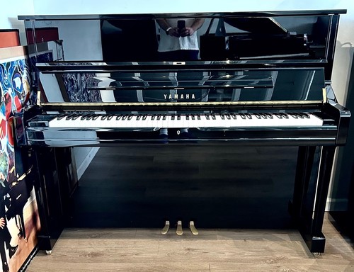 Yamaha upright piano - piano, 48"