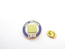 Pins Pins Pin Badge IBM - PUCE