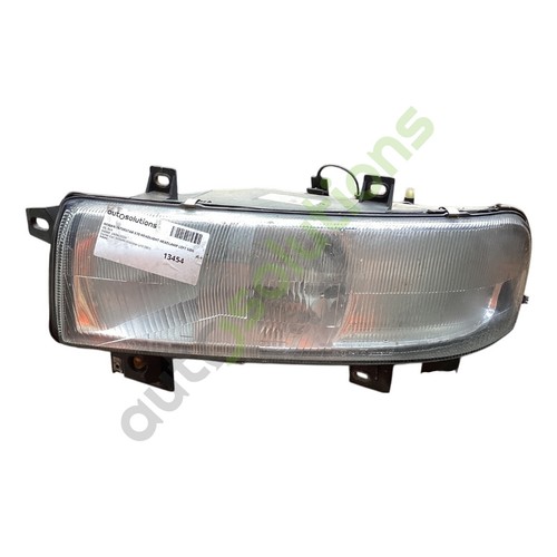 Nissan interstar x70 headlight - nissan,
