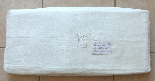 Linge ancien nappe - -,