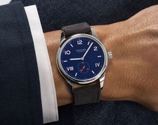 NOMOS Glashütte Club Campus