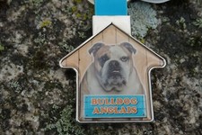 B08  MAGNIFIQUE  PORTE CLE