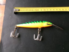 VERITABLE RAPALA  15cm COLLECTOR BAVETTE ALU.