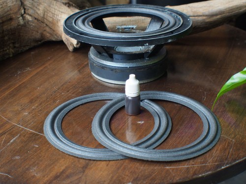 Suspensions mousse s - suspensions, en