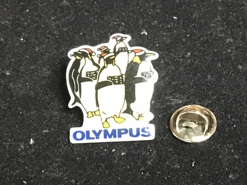 Pins olympus signé kroll - signé,