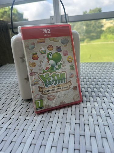 Yoshi and the mysterious - yoshi,