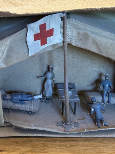 Infirmerie militaire soldats - militaire,