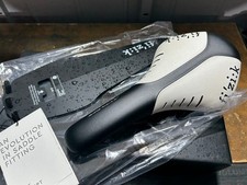 fi'zi:k Antares R1 carbon