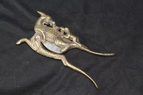 Ancien casse noisette cerf - ancien, en