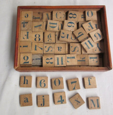 Jeu d'alphabet, 124 lettres et chiffres en bois pour mots croisés ou Diamino 