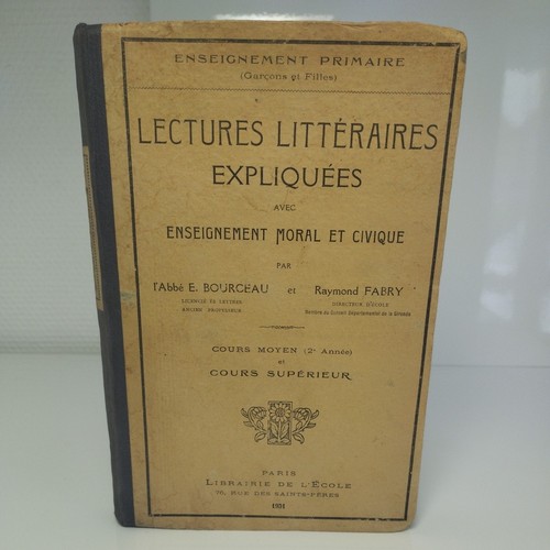 Manuel scolaire ancien