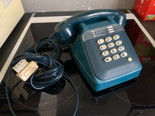 Téléphone ancien fixe bleu - téléphone,